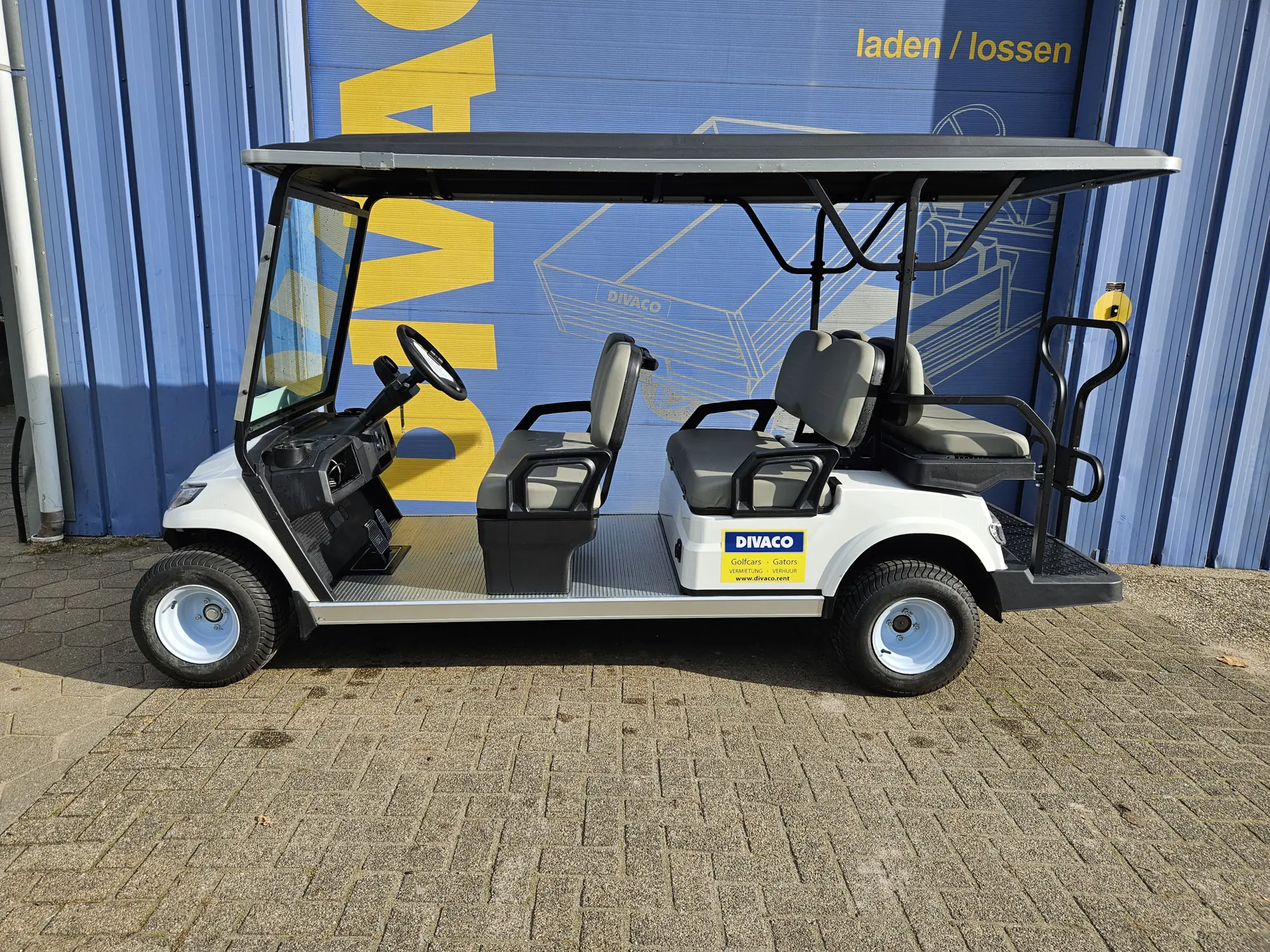 Divaco verhuur Club Car Golfkar voor 6 personen